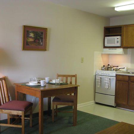 Affordable Suites Charlottesville Extérieur photo